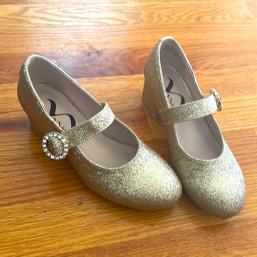 Girls shoes size 1